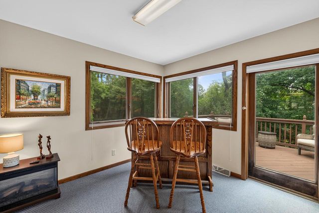 210 Riveredge COURT, Thiensville, WI 53092
