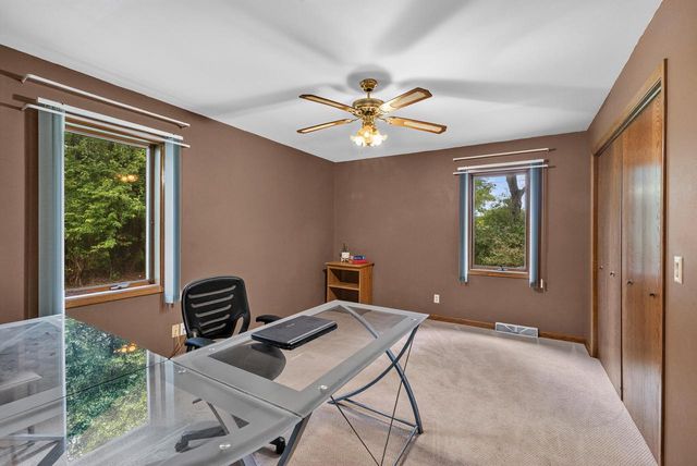 210 Riveredge COURT, Thiensville, WI 53092