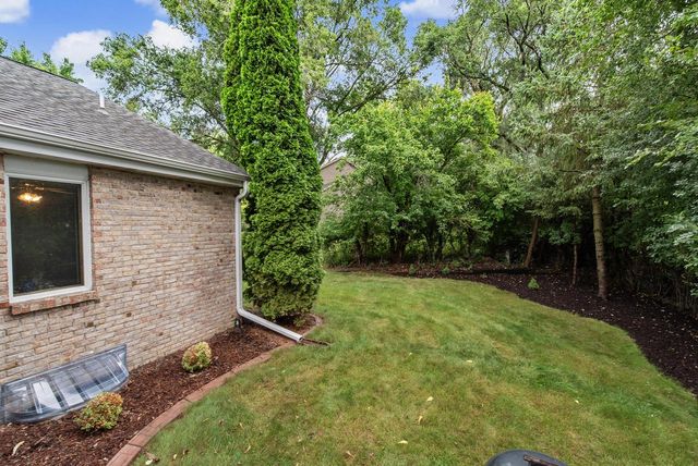 210 Riveredge COURT, Thiensville, WI 53092