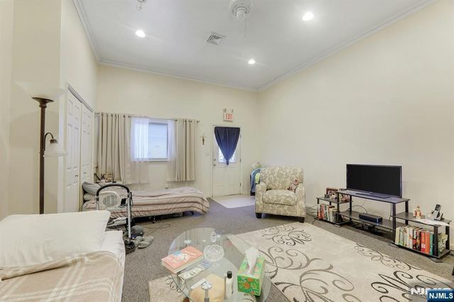 213-215 Central Avenue, East Newark, NJ 07029