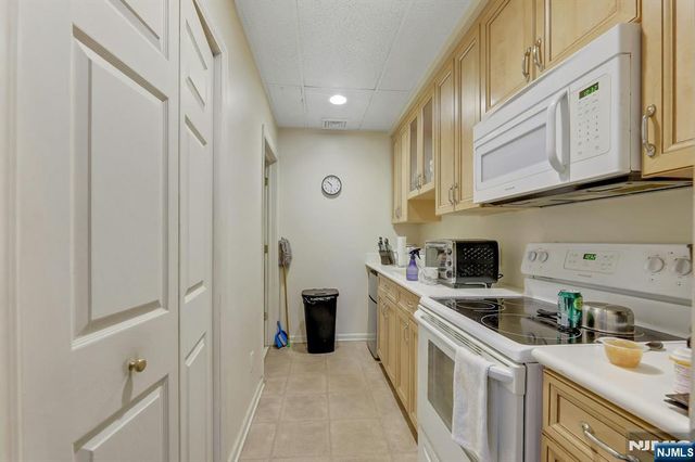 213-215 Central Avenue, East Newark, NJ 07029