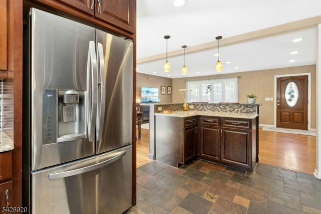 14 Brookdale Rd, Cranford Twp., NJ 07016