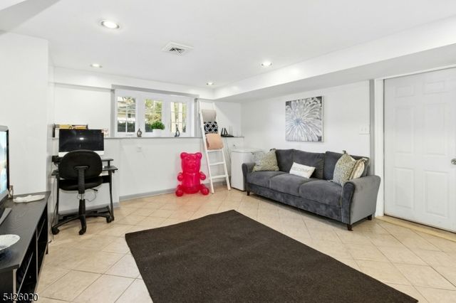 14 Brookdale Rd, Cranford Twp., NJ 07016