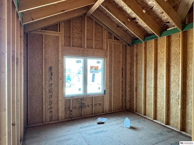 11602 Slayton Street, Papillion, NE 68046