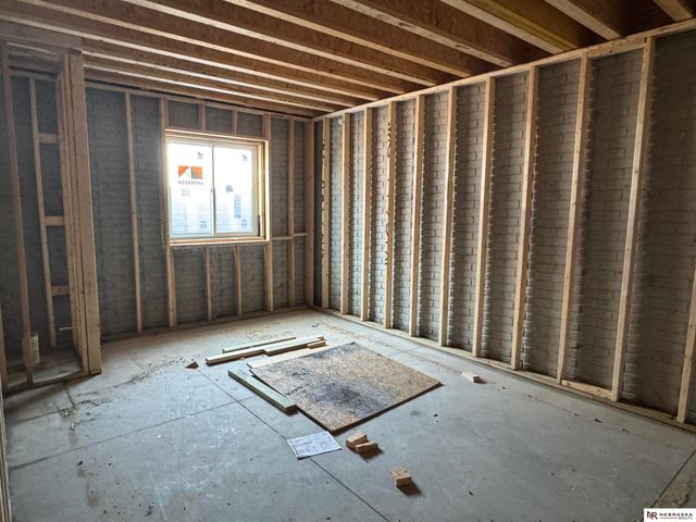 11602 Slayton Street, Papillion, NE 68046