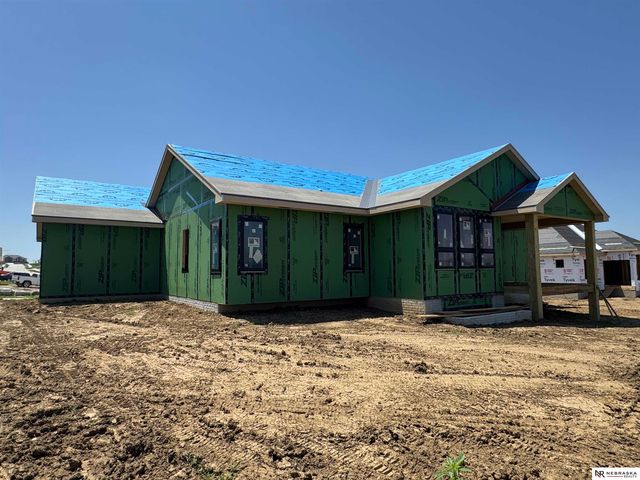 11602 Slayton Street, Papillion, NE 68046
