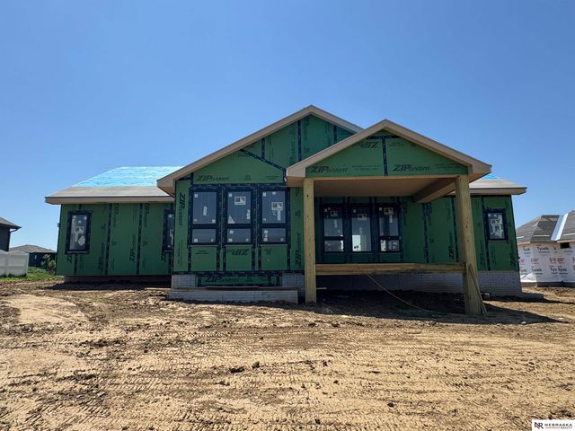 11602 Slayton Street, Papillion, NE 68046