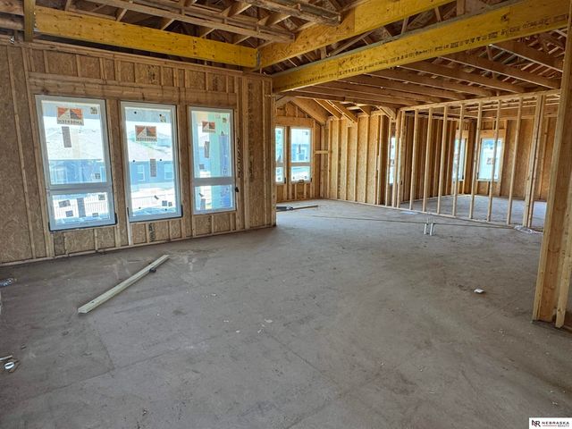 11602 Slayton Street, Papillion, NE 68046