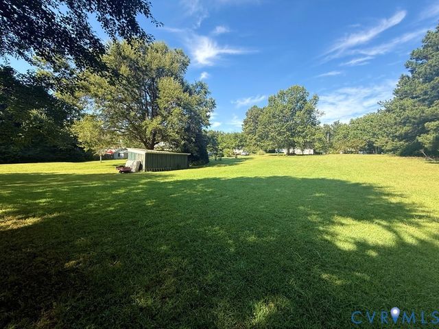 585 Southern Dr, Keysville, VA 23947