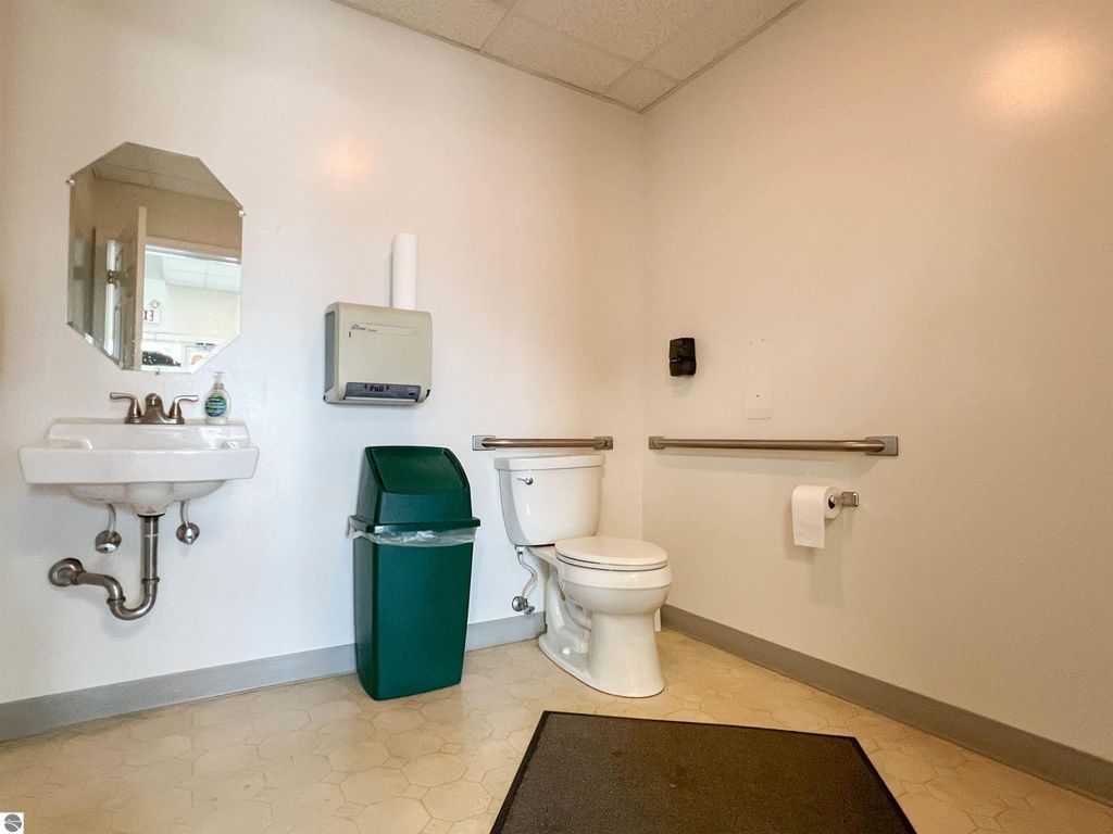 Image 10 of property listing at 1337 N Mitchell Street, Cadillac, MI 49601