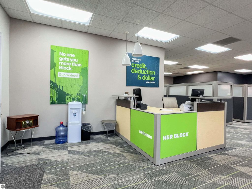 Image 12 of property listing at 1337 N Mitchell Street, Cadillac, MI 49601