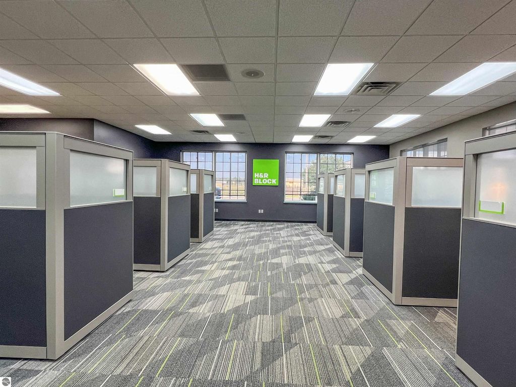 Image 14 of property listing at 1337 N Mitchell Street, Cadillac, MI 49601