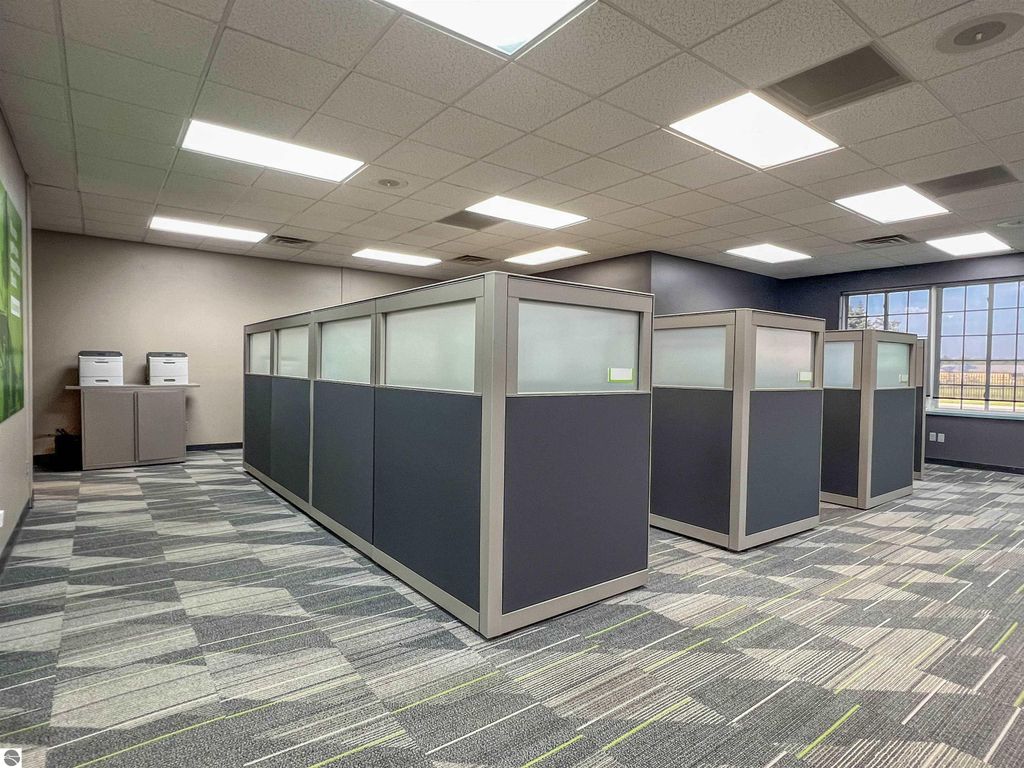 Image 15 of property listing at 1337 N Mitchell Street, Cadillac, MI 49601