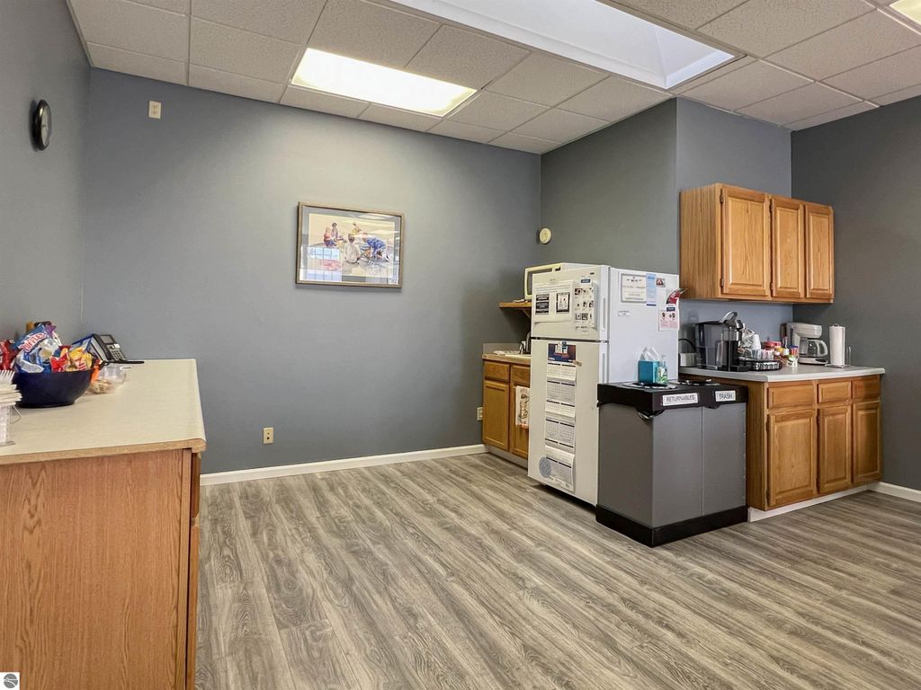 Image 27 of property listing at 1337 N Mitchell Street, Cadillac, MI 49601