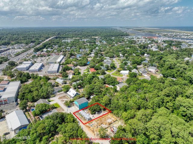 104 Moorefield Drive, Carolina Beach, NC 28428