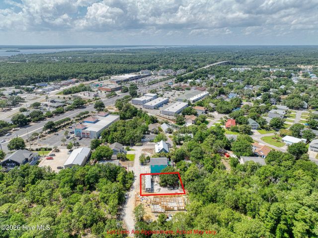 104 Moorefield Drive, Carolina Beach, NC 28428