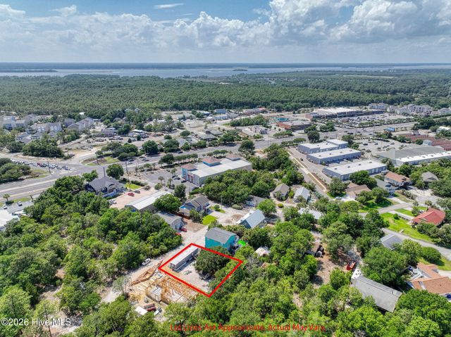 104 Moorefield Drive, Carolina Beach, NC 28428
