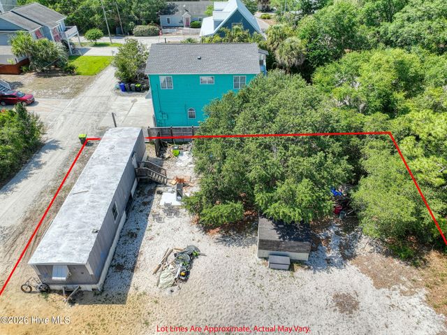 104 Moorefield Drive, Carolina Beach, NC 28428