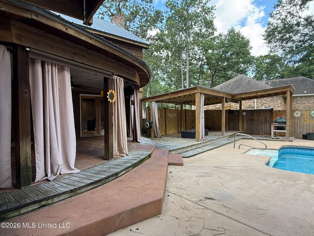 200 Stonington Drive, Brandon, MS 39047
