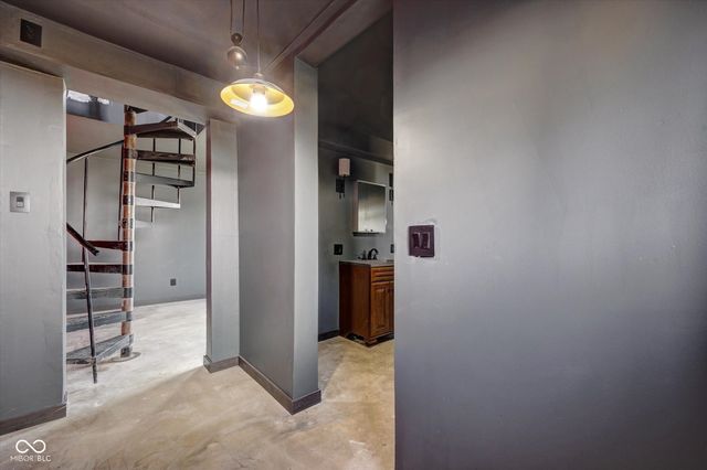 7859 Moore Road, Gosport, IN 47433