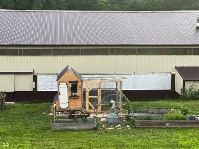 7859 Moore Road, Gosport, IN 47433