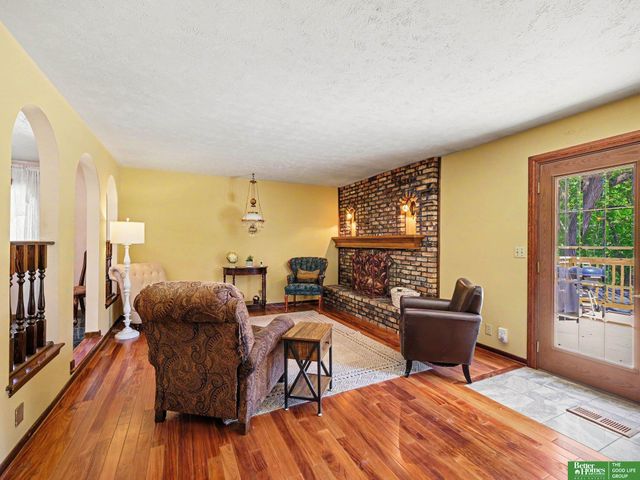 515 Bellevue Boulevard N, Bellevue, NE 68005