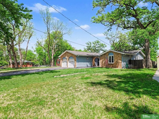 515 Bellevue Boulevard N, Bellevue, NE 68005