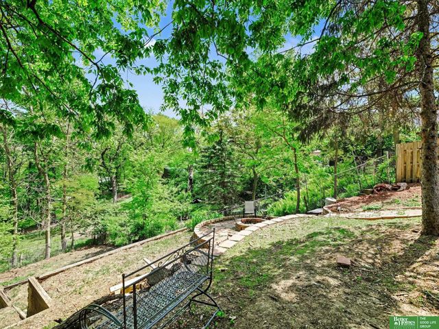 515 Bellevue Boulevard N, Bellevue, NE 68005