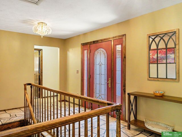 515 Bellevue Boulevard N, Bellevue, NE 68005
