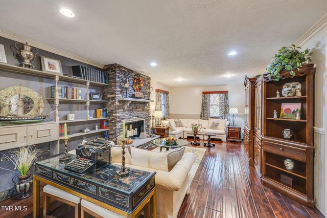 8651 Curtiss Hill Road, Pound, VA 24279