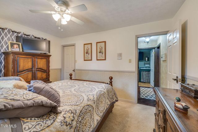 8651 Curtiss Hill Road, Pound, VA 24279