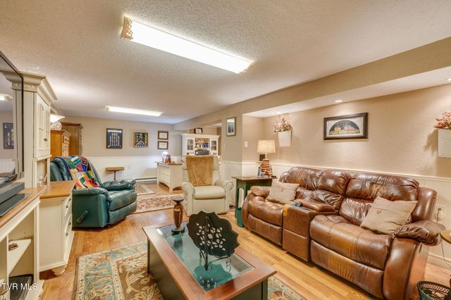 8651 Curtiss Hill Road, Pound, VA 24279