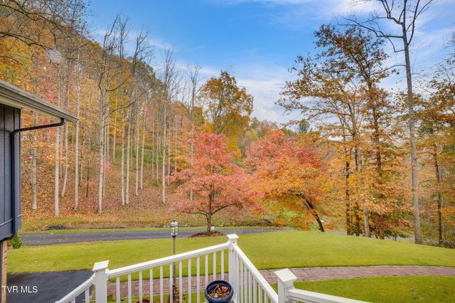 8651 Curtiss Hill Road, Pound, VA 24279