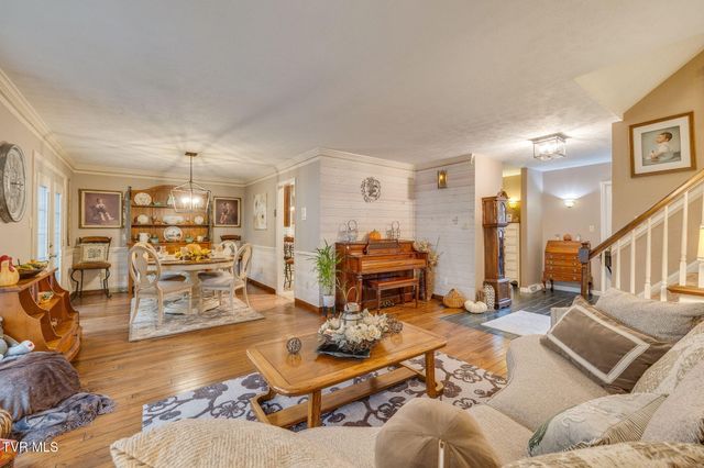 8651 Curtiss Hill Road, Pound, VA 24279
