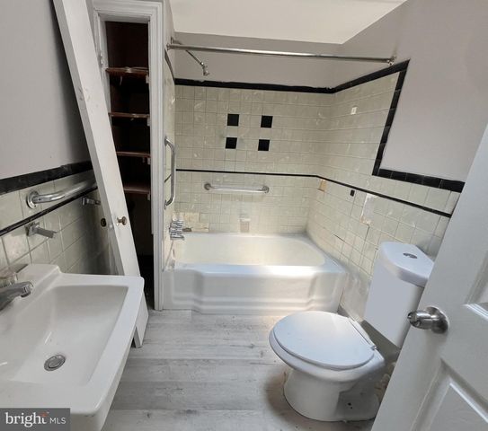 1224 N ALDEN ST, Philadelphia, PA 19131