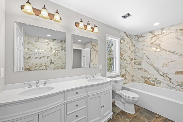 N7437 Grand View DRIVE, Whitewater, WI 53190