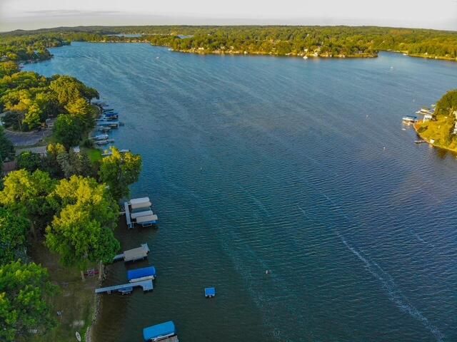 N7437 Grand View DRIVE, Whitewater, WI 53190