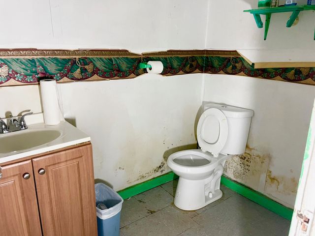 2027 Lamont Avenue, Dallas, TX 75216