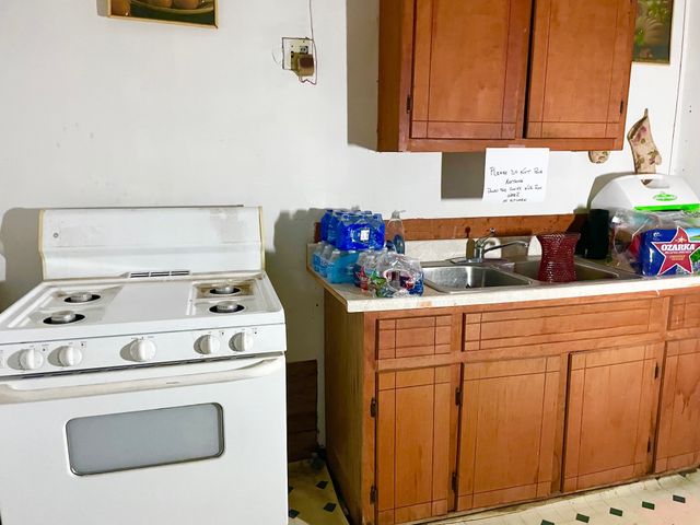 2027 Lamont Avenue, Dallas, TX 75216