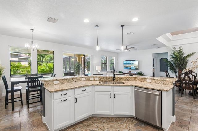 4586 GRAND LAKESIDE DRIVE, Palm Harbor, FL 34684
