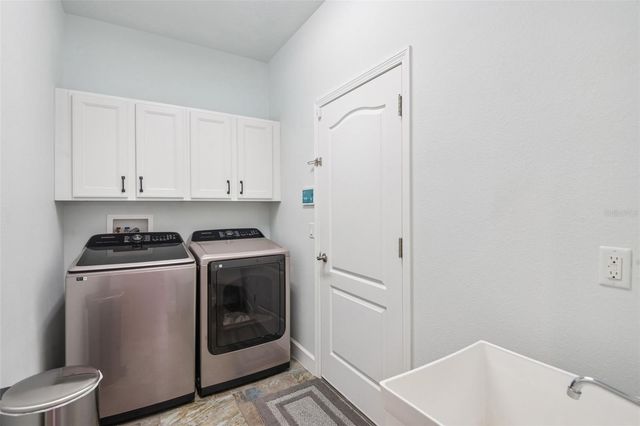 4586 GRAND LAKESIDE DRIVE, Palm Harbor, FL 34684