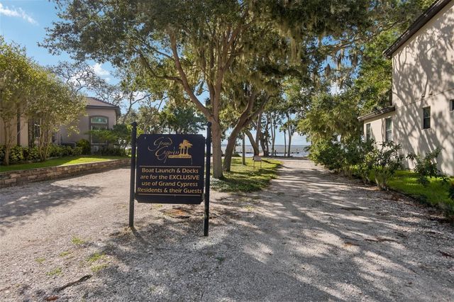 4586 GRAND LAKESIDE DRIVE, Palm Harbor, FL 34684