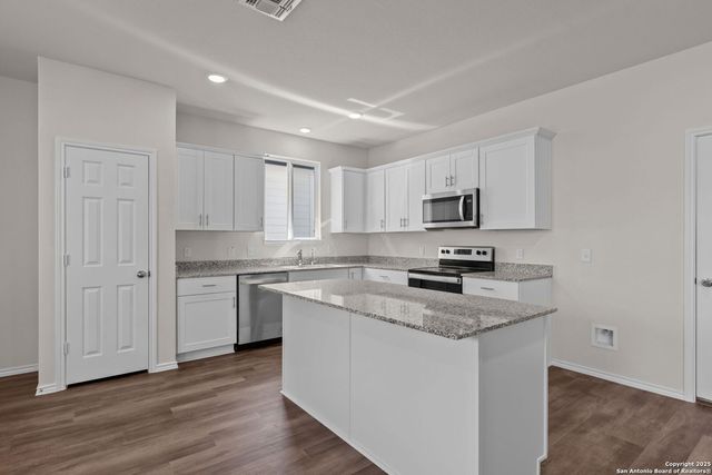 8219 Hamrick Circle, San Antonio, TX 78252