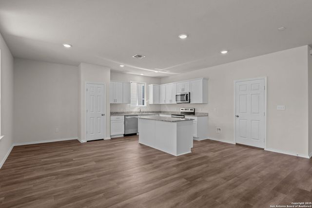 8219 Hamrick Circle, San Antonio, TX 78252
