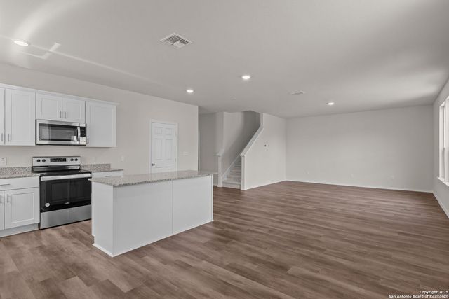 8219 Hamrick Circle, San Antonio, TX 78252