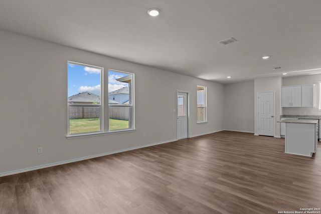 8219 Hamrick Circle, San Antonio, TX 78252