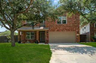 8914 Oakwood Ct, San Antonio, TX 78240