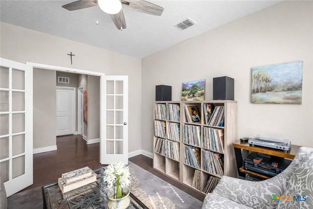2174 Kiskadee Drive, New Braunfels, TX 78132