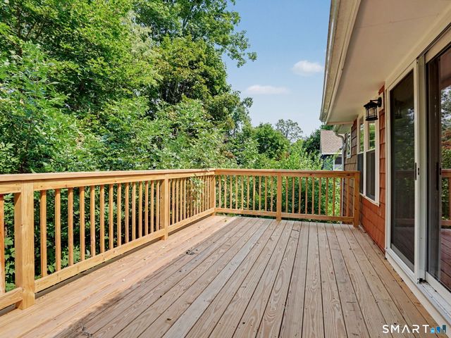 22 Ridge Road, New Fairfield, CT 06812