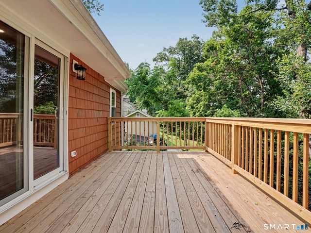 22 Ridge Road, New Fairfield, CT 06812